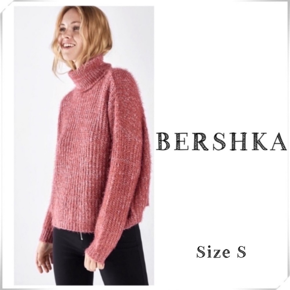BERSHKA Turtleneck Chunky Oversized Ribbed Textured Sweater in Coral Pink